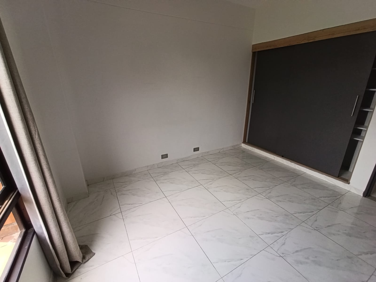 Apartamento en arriendo en Laureles, Medellín · foto 17 de 18