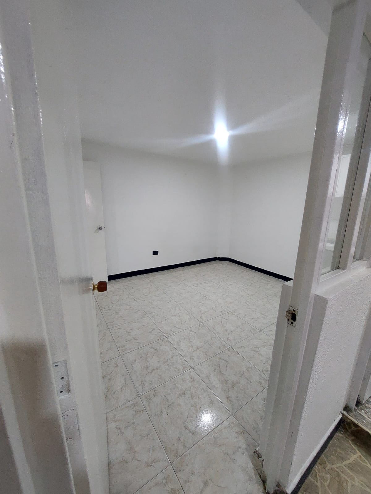 Casa en venta en La Cabana Fontibon, Bogotá · foto 4 de 17