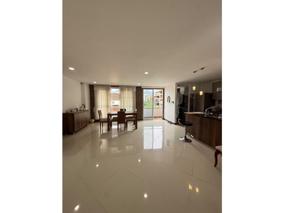 Apartamento en venta en Belen Malibu, Medellín · foto 2 de 12
