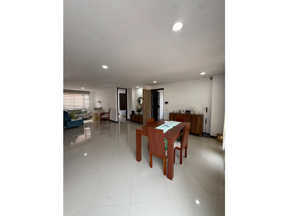 Apartamento en venta en Belen Malibu, Medellín · foto 4 de 12