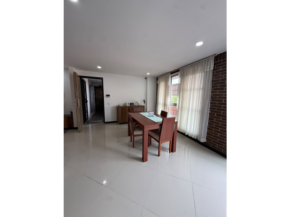 Apartamento en venta en Belen Malibu, Medellín · foto 5 de 12