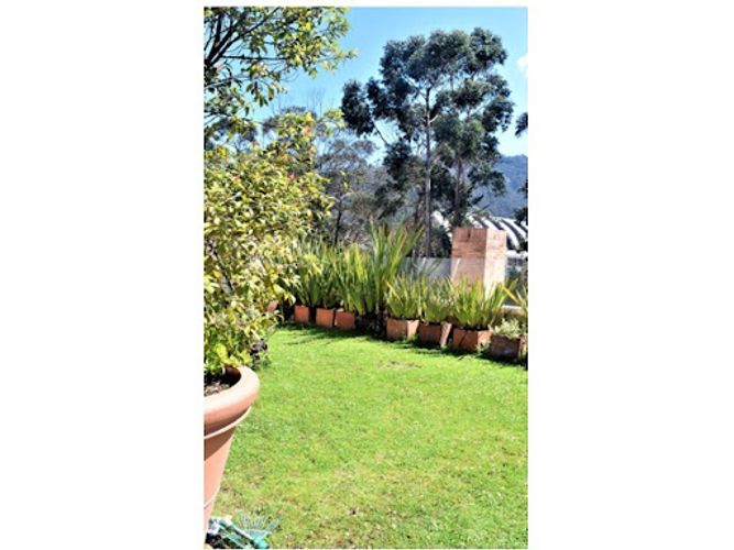 Apartamento de 4 alcobas en venta en Los Rosales, Bogotá, 330 m² · foto 17 de 18