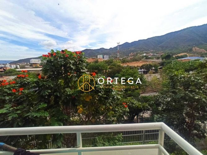 Apartamento de 3 alcobas en venta en Conjunto Alicante, Girón, 65 m² · foto 13 de 20