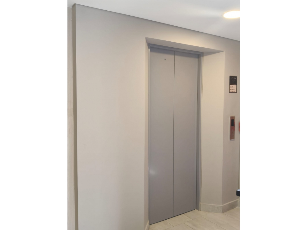 Apartamento en venta en Quinta Paredes, Bogotá · foto 6 de 19