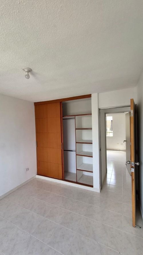 Apartamento de 3 alcobas en venta en Pampa Linda, Cali, 63 m² · foto 3 de 14