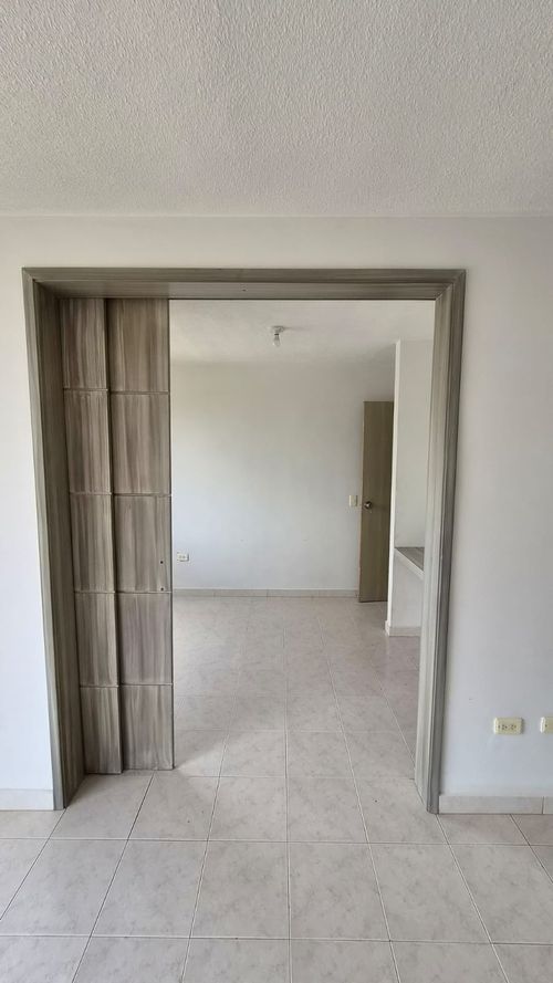 Apartamento de 3 alcobas en venta en Pampa Linda, Cali, 63 m² · foto 4 de 14