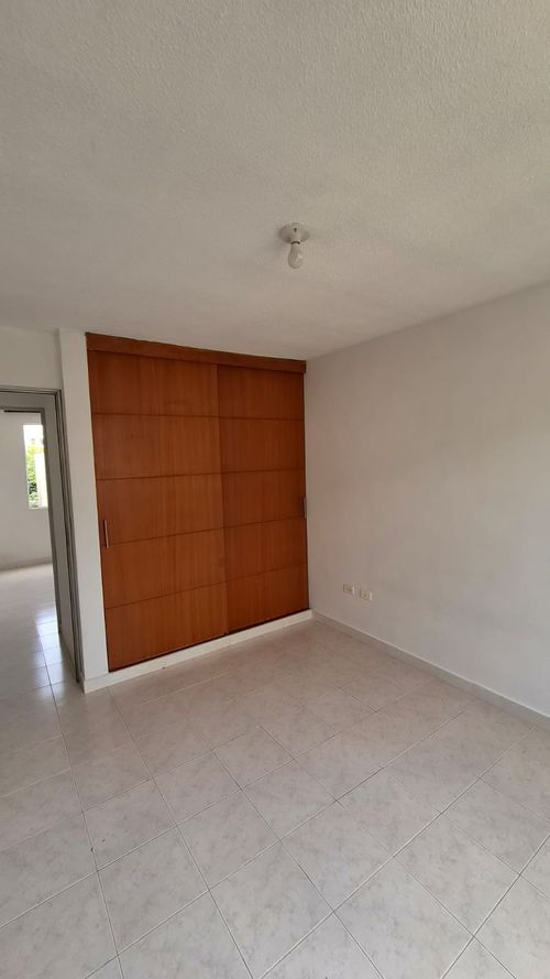 Apartamento de 3 alcobas en venta en Pampa Linda, Cali, 63 m² · foto 6 de 14