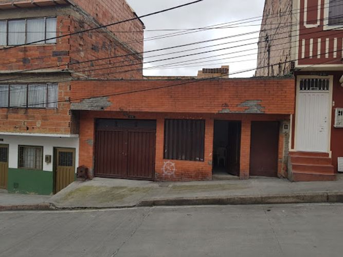 Casa de 1 alcoba en venta en San Blas, Bogotá, 120 m² · foto 2 de 2