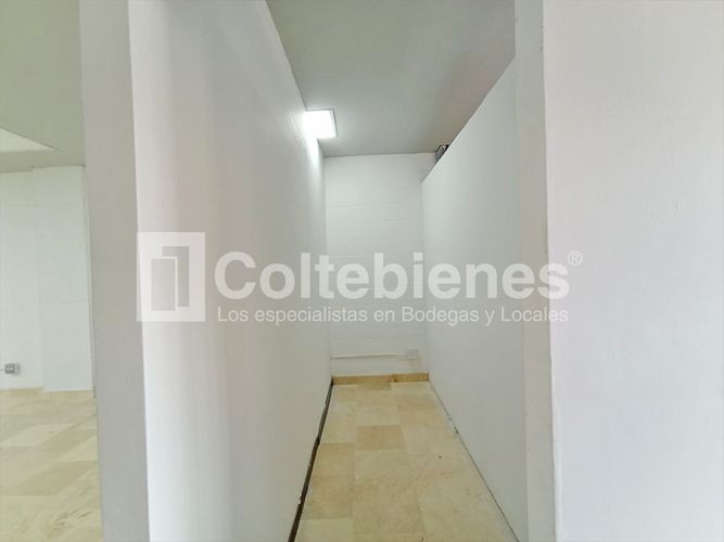 Bodega en arriendo en Trinidad, Medellín, 100 m² · foto 9 de 15