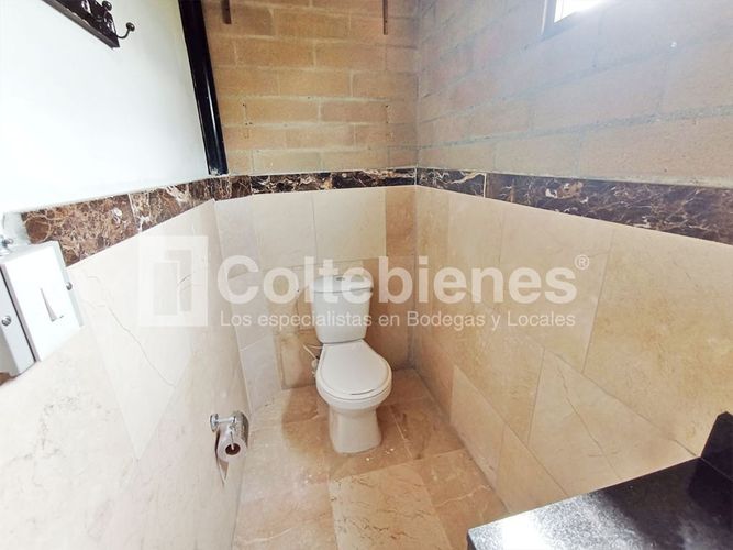 Bodega en arriendo en Trinidad, Medellín, 100 m² · foto 12 de 15