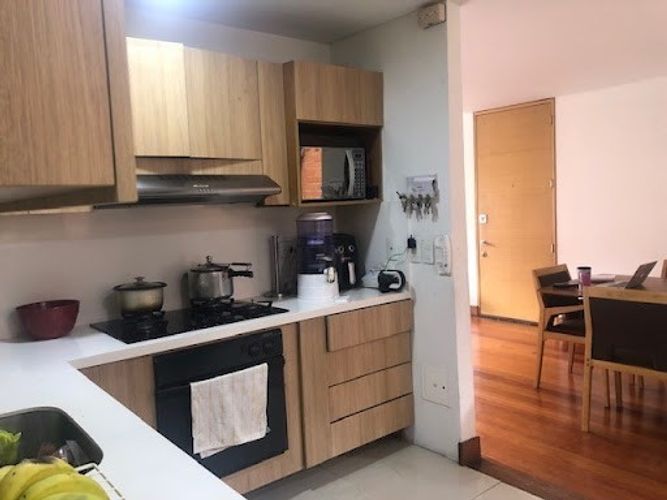 Apartamento en venta en El Refugio, Bogotá · foto 3 de 19