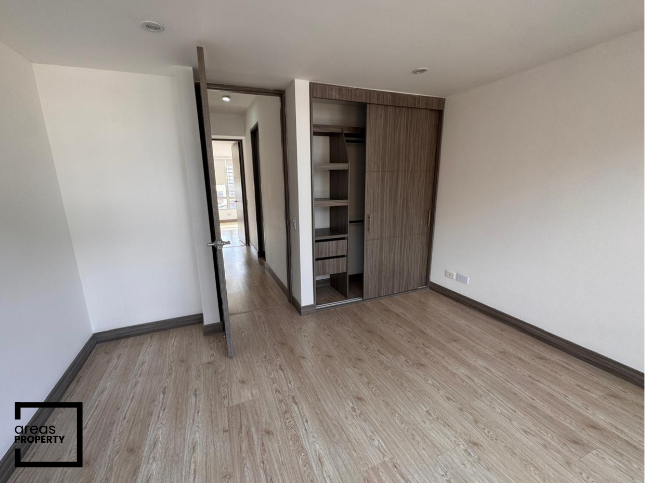 Apartamento en venta en San Diego, Bogotá · foto 2 de 16