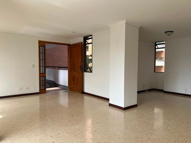 Apartamento de 3 alcobas en arriendo en El Poblado, Medellín, 110 m² · foto 6 de 18