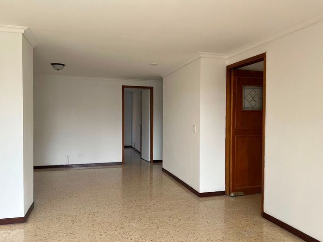 Apartamento de 3 alcobas en arriendo en El Poblado, Medellín, 110 m² · foto 16 de 18