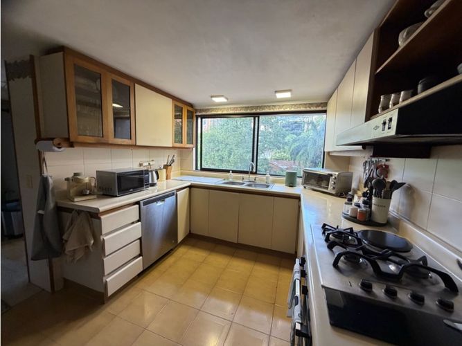 Apartamento de 4 alcobas en venta en Los Balsos, Medellín, 242 m² · foto 5 de 14
