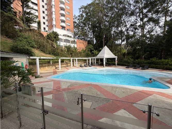 Apartamento de 4 alcobas en venta en Los Balsos, Medellín, 242 m² · foto 12 de 14