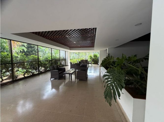 Apartamento de 4 alcobas en venta en Los Balsos, Medellín, 242 m² · foto 13 de 14