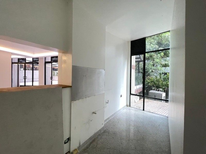 Oficina en arriendo en El Poblado, Medellín, 138 m² · foto 4 de 14