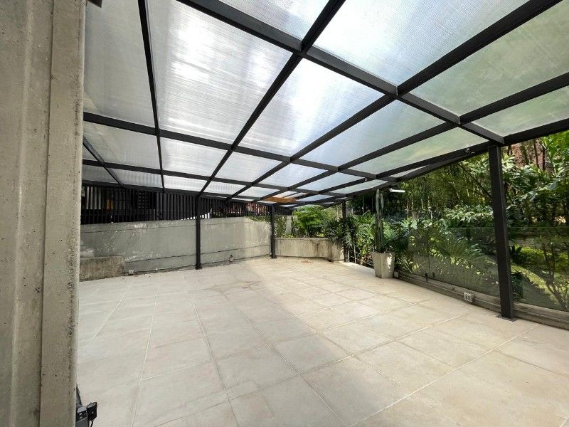 Oficina en arriendo en El Poblado, Medellín, 138 m² · foto 12 de 14