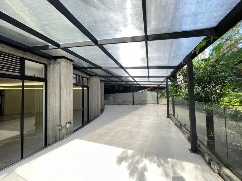 Oficina en arriendo en El Poblado, Medellín, 138 m² · foto 13 de 14