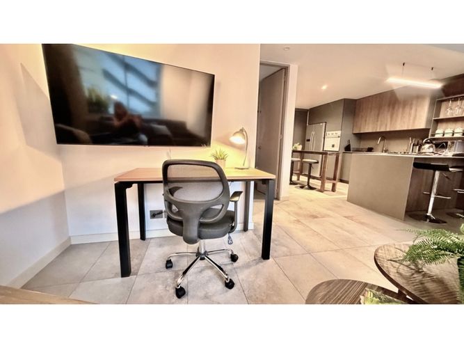 Apartamento de 1 alcoba en venta en La Florida, Medellín, 63 m² · foto 3 de 16