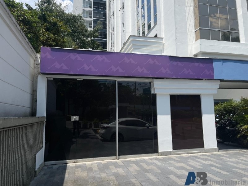 Local en Arriendo en El Poblado, Medellín