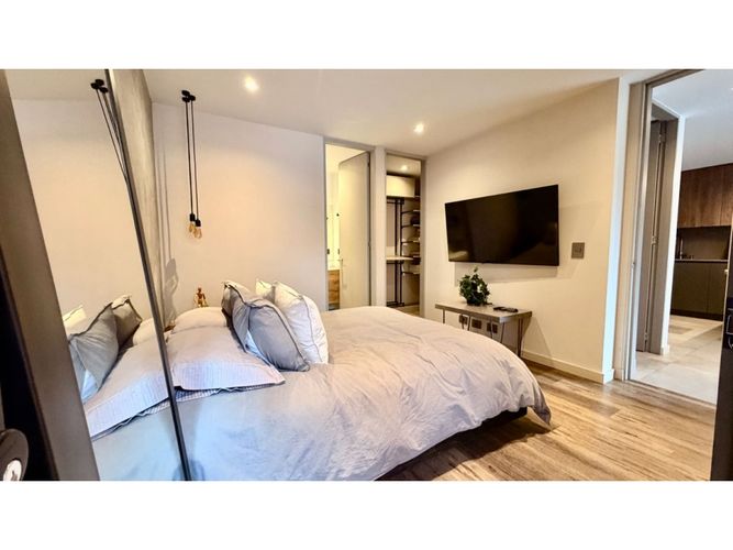 Apartamento de 1 alcoba en venta en La Florida, Medellín, 63 m² · foto 13 de 16