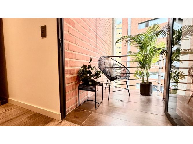 Apartamento de 1 alcoba en venta en La Florida, Medellín, 63 m² · foto 14 de 16