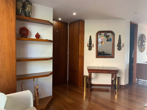 Apartamento en venta en Los Rosales, Bogotá · foto 4 de 24