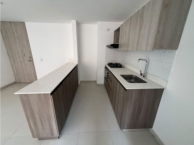 Apartamento de 2 alcobas en arriendo en San Diego, Medellín, 70 m² · foto 2 de 24