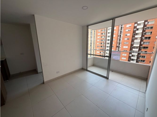 Apartamento de 2 alcobas en arriendo en San Diego, Medellín, 70 m² · foto 9 de 24