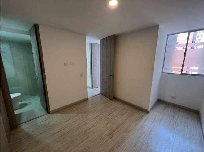 Apartamento de 2 alcobas en arriendo en San Diego, Medellín, 70 m² · foto 17 de 24