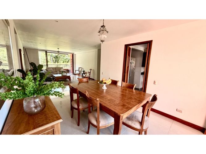 Apartamento de 3 alcobas en venta en San Lucas, Medellín, 160 m² · foto 6 de 24