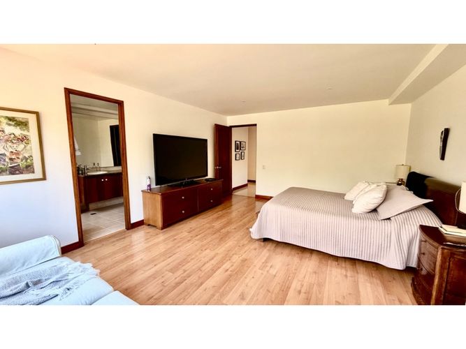 Apartamento de 3 alcobas en venta en San Lucas, Medellín, 160 m² · foto 15 de 24