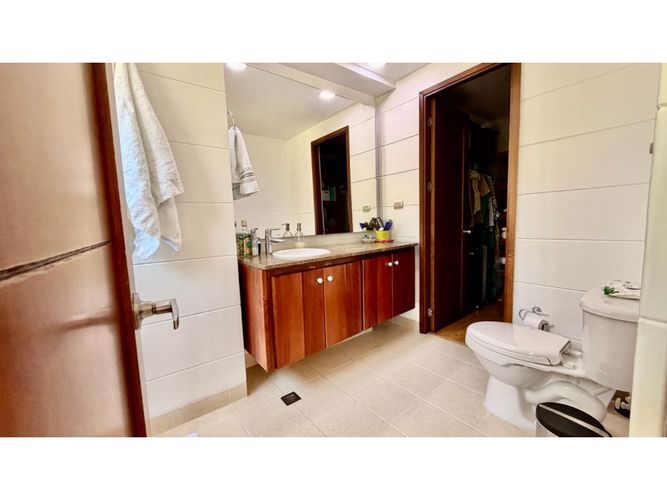 Apartamento de 3 alcobas en venta en San Lucas, Medellín, 160 m² · foto 16 de 24