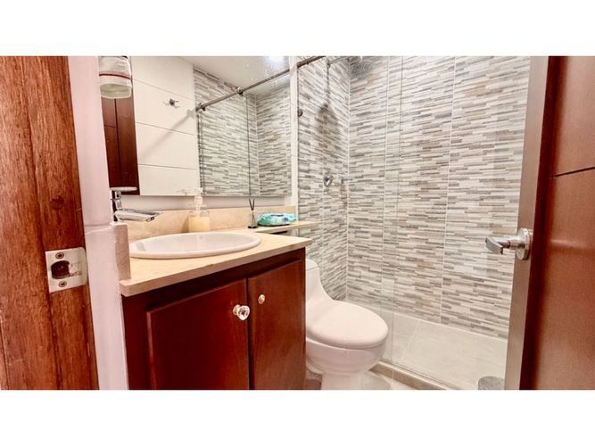 Apartamento de 3 alcobas en venta en San Lucas, Medellín, 160 m² · foto 22 de 24
