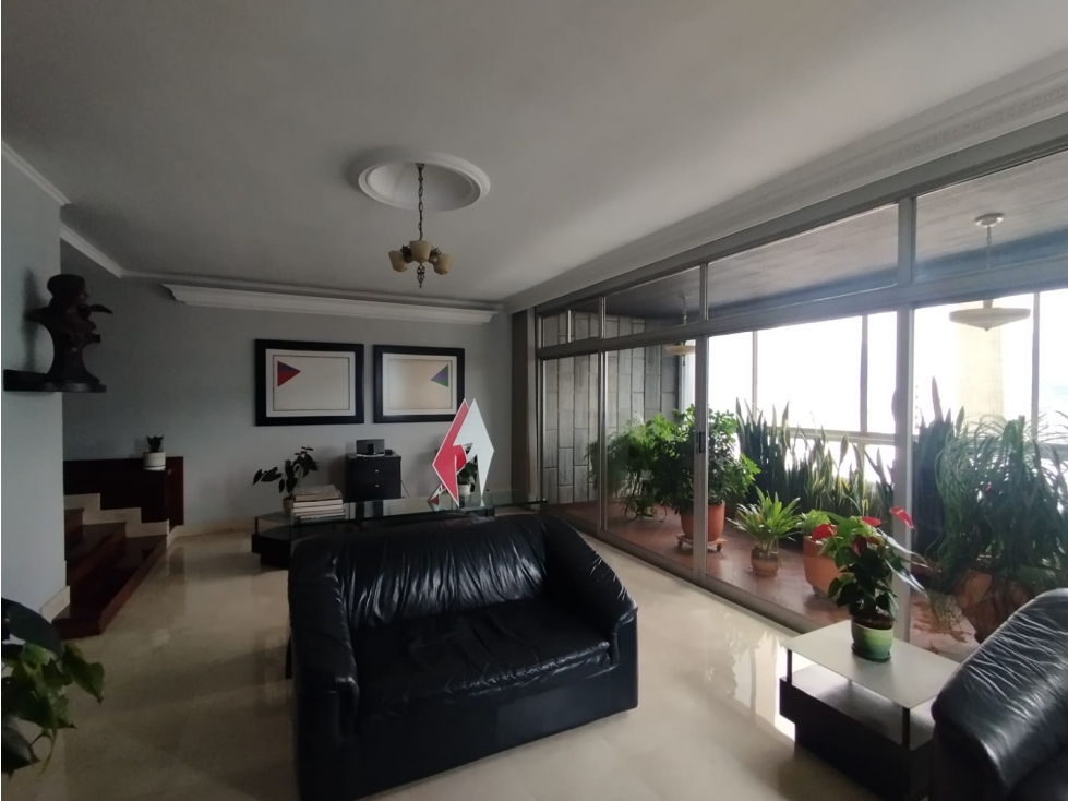 Apartamento en venta en La Candelaria, Medellín · foto 3 de 24