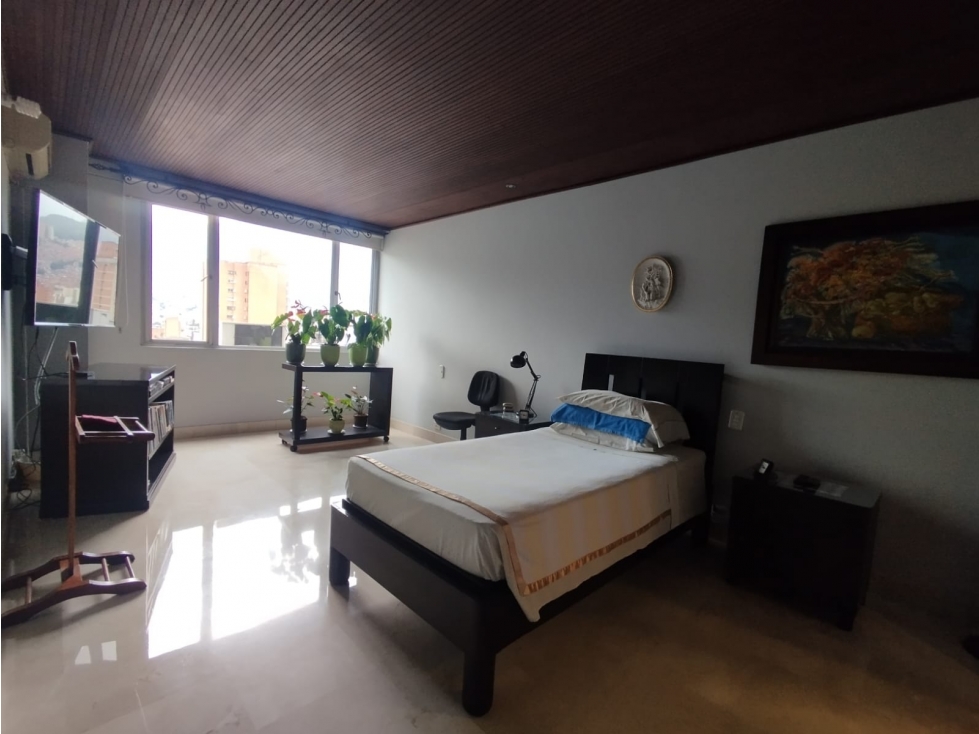 Apartamento en venta en La Candelaria, Medellín · foto 16 de 24