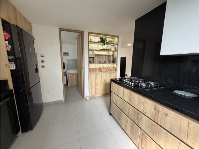 Apartamento de 2 alcobas en venta en Alejandria, Medellín, 121 m² · foto 5 de 17