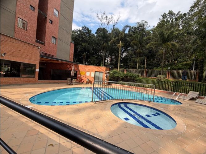 Apartamento de 2 alcobas en venta en Alejandria, Medellín, 121 m² · foto 15 de 17
