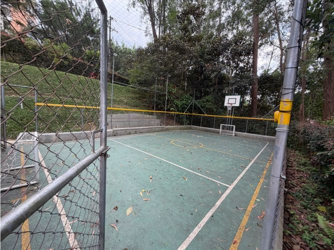 Apartamento de 2 alcobas en venta en Alejandria, Medellín, 121 m² · foto 16 de 17