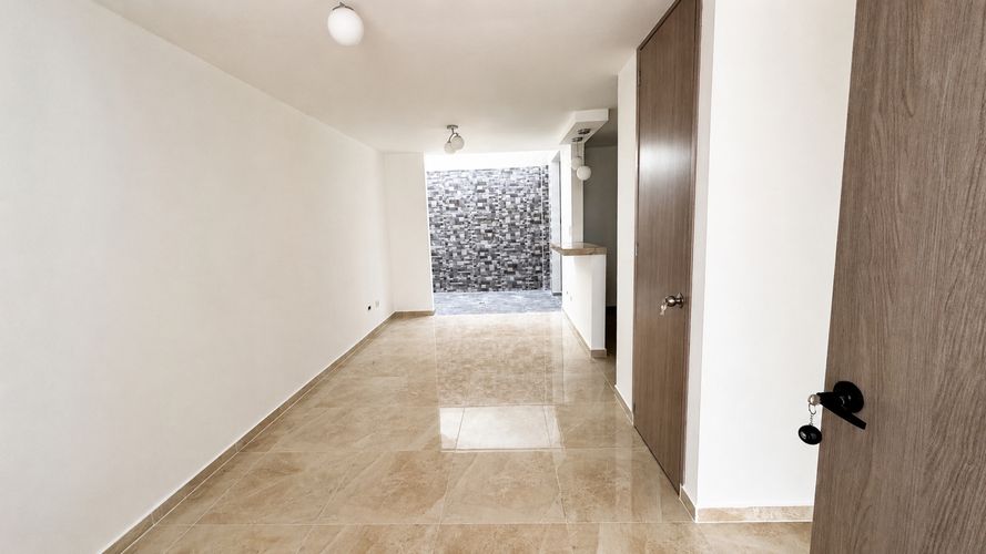 Casa de 4 alcobas en venta en Barrio Nuevo, Palmira, 111 m² · foto 2 de 12