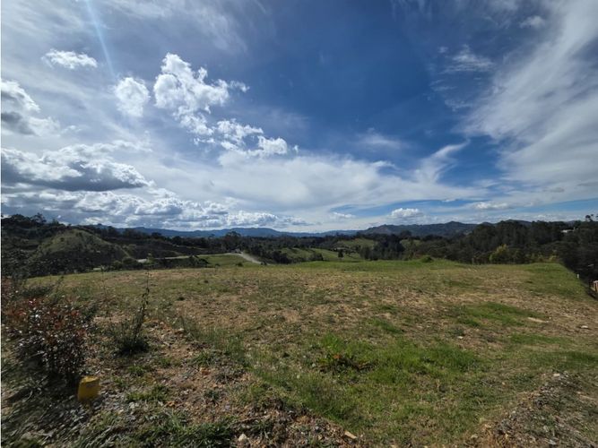 Lote en venta en El Retiro, 1714 m² · foto 9 de 16