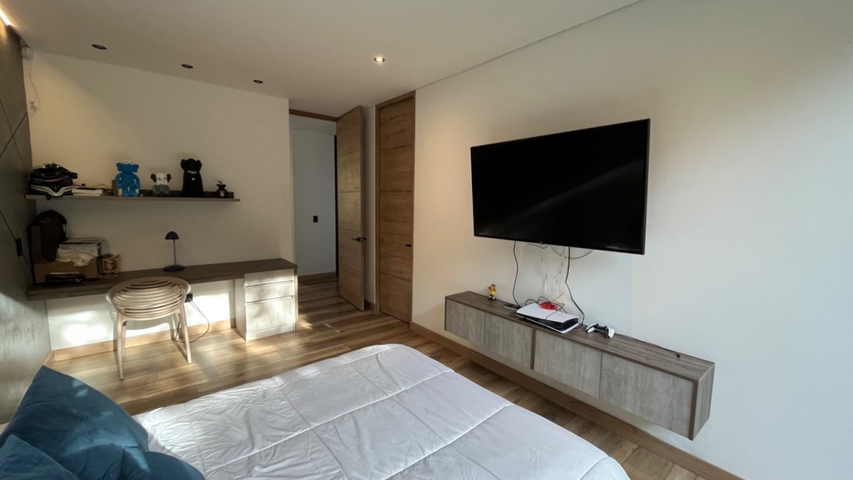 Casa en venta en Las Palmas, Envigado · foto 13 de 16