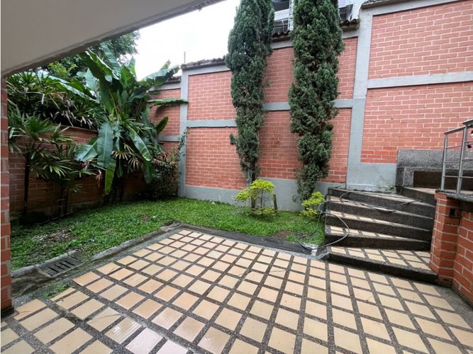 Casa de 4 alcobas en venta en San Lucas, Medellín, 194 m² · foto 3 de 20