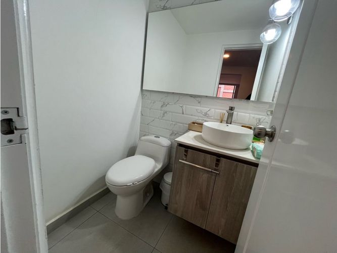 Casa de 4 alcobas en venta en San Lucas, Medellín, 194 m² · foto 6 de 20