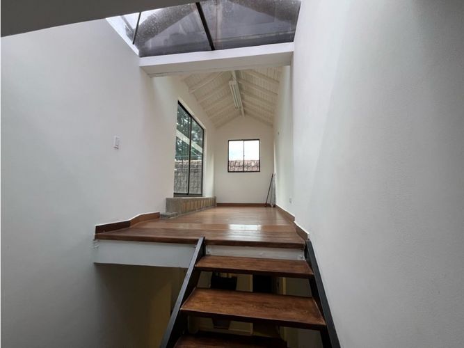 Casa de 4 alcobas en venta en San Lucas, Medellín, 194 m² · foto 18 de 20