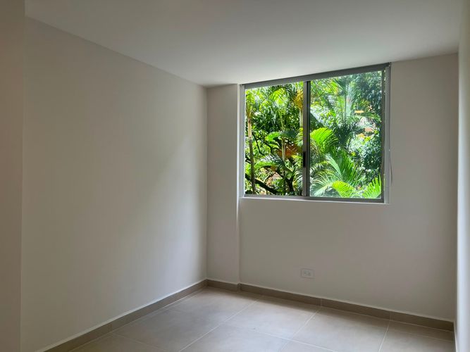 Apartamento de 3 alcobas en arriendo en El Poblado, Medellín, 75 m² · foto 9 de 16