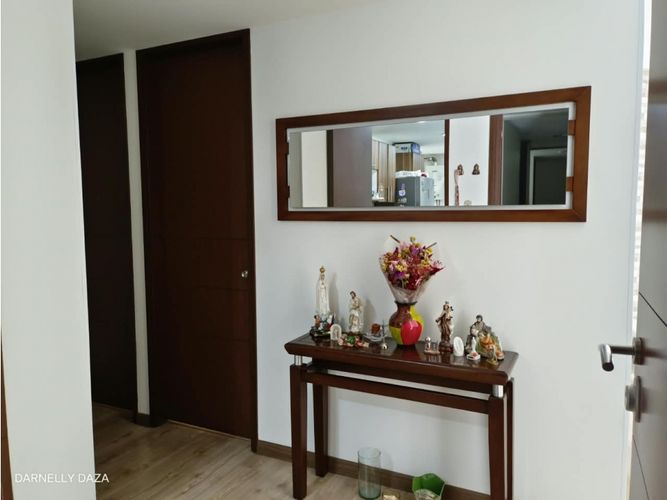 Apartamento de 3 alcobas en venta en Cedritos, Bogotá, 80 m² · foto 3 de 18