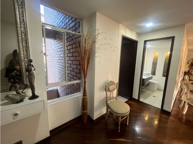 Apartamento de 3 alcobas en venta en El Tesoro, Medellín, 169 m² · foto 7 de 20